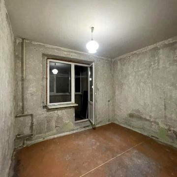 Продам 4к кв квартиру в 3 хв м. Салтівське без комісії