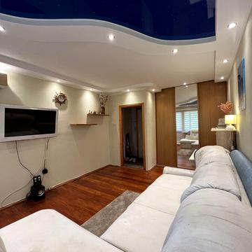 Дениса Антіпова вул. (Славгородська), 2/10