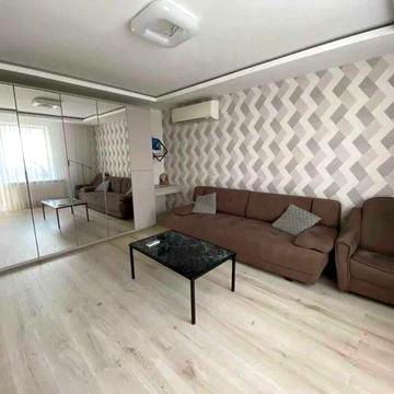 Продается 3-х комн. квартира в доме 2008 г., Бульвар Центральный 22А