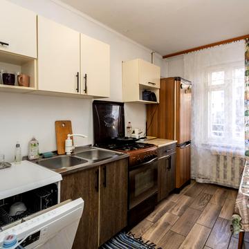 Олександра Довженка вул., 9а