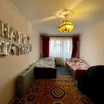Чорновола вул., 94