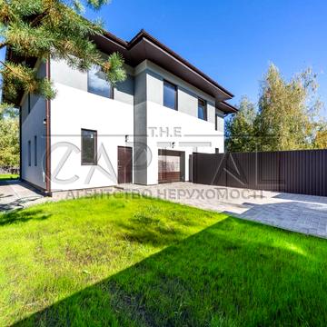 Путивльська вул., 35