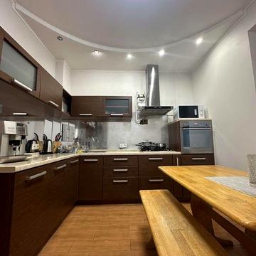 Оренда двохкімнатна квартира центр