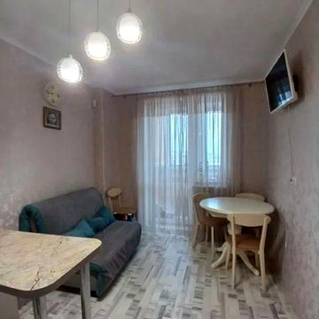 Гвардійців-Широнінців вул., 70-Б