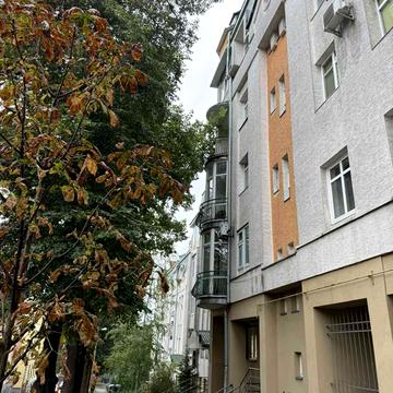 Тараса Бобанича "Хаммера" вул., 4