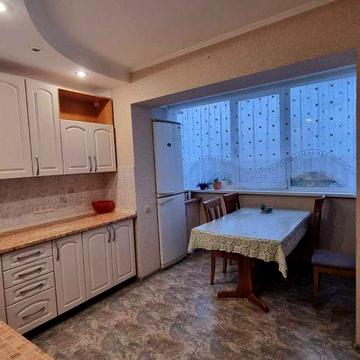 Здається 2-квартира в хорошому стані, вул. Оноре де Бальзака, 10