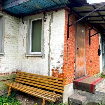Продам часть дома в состоянии капитального ремонта