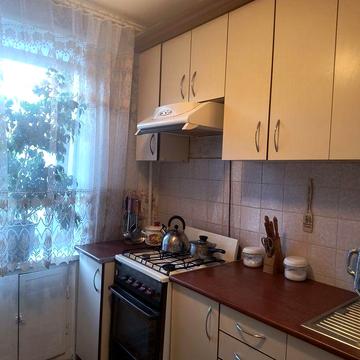 Продам однокімнатну квартиру на Левка Лукяненко