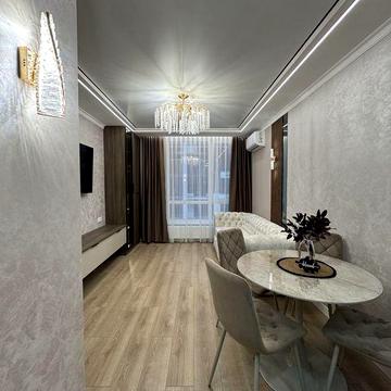 Стильна 2 кімнатна квартира на 4 поверсі, кухня- студія+ 2 спальні