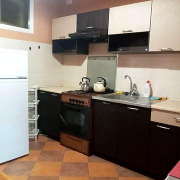 2 ком на длительны срок без выселения на лето
