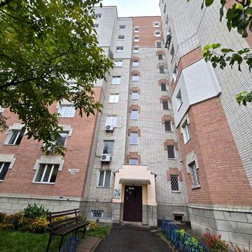 Ексклюзивна 3-кімнатна квартира в центрі Чернігова
