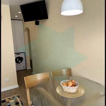 Продам 3 х ком квартиру с кап ремонтом пр Слобожанский 104