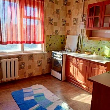 Продаж 1к Квартира Героїв України (Героїв Сталінграду) вулиця