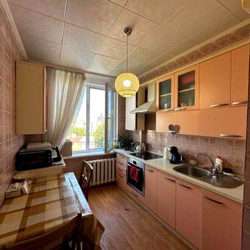 Продам видовую 2к, ул. Вернадского 1, р-н Парка Шевченко. Центр!