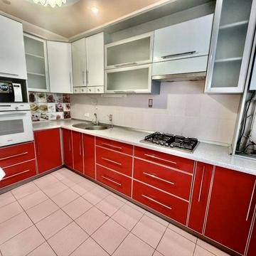 Сдам 2х комн.кв(ЦЕНТР-бул.Студенческий)
