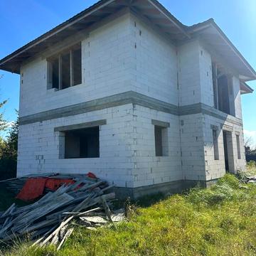 Іршавська вул., 27