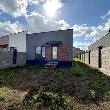 Продам будинок двоян в районі Райського Саду