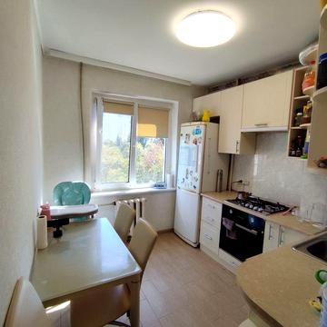 Продам двухкомнатную квартиру/Парк Горького/Марка Твена/продаж/купити/