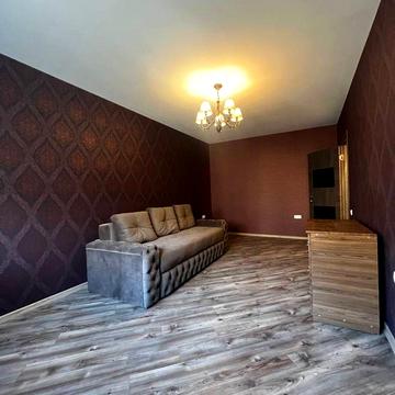 Хотинська вул., 12