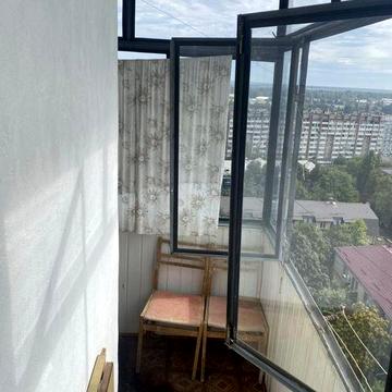 2к.Космос. Цегляний будинок. Окремі кімнати.