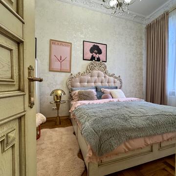 Академіка Володимира Гнатюка вул. (), 3