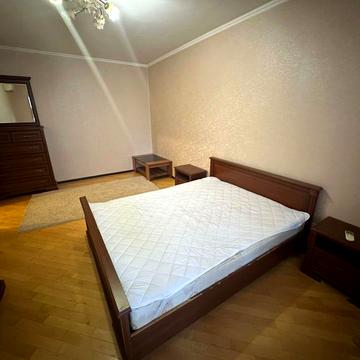 Здам 1-кімнатну квартиру на оболоні Йорданська 11-Д