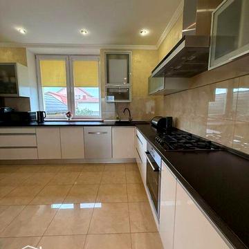 Продаж 4к Дім Зелена вулиця