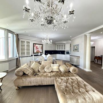 Василя Тютюнника вул. (Анрі Барбюса), 37/1