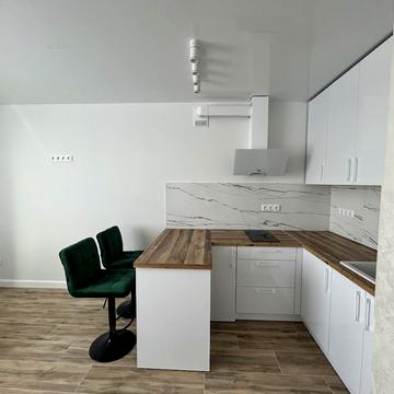 Рудненська вул. (Білогорська), 8