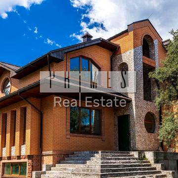 Лісова вул., 20а