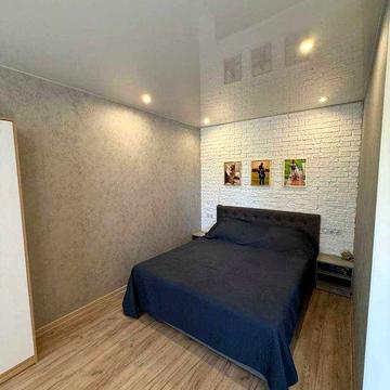 Продаж 1к. квартири студії з ремонтом. Вул. Сергієнко 13. Дарницька пл