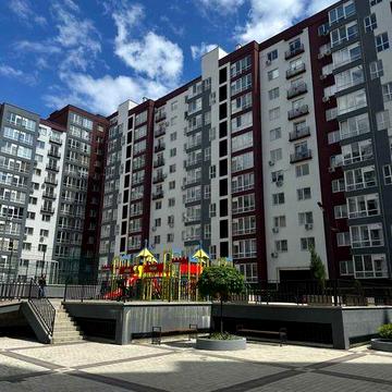 Продам однокімнатну квартиру в центрі,видова,двостороння ЖР Княгинин 1