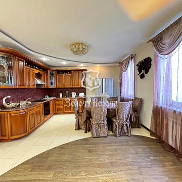 Левітана вул., 3