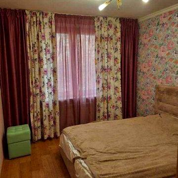 Продам 2к кв. Новые дома. Метро Дворец спорта пешком.  3\9