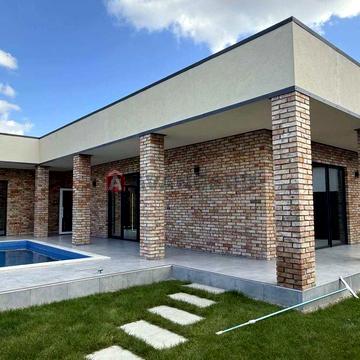 Продам дом Новоолександровка