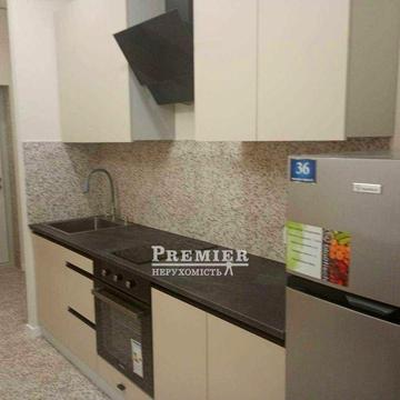 Продам квартиру студійного типу