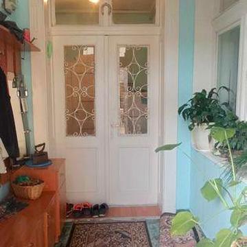 БЕЗПОСЕРЕДНЬО ЦЕНТР МІСТА! ІСТОРИЧНА будівля! 3 кім, 113 кв.м., жила