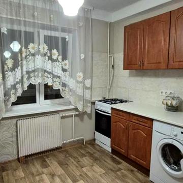 Левка Лукяненка вул. (Маршала Тимошенка), 2