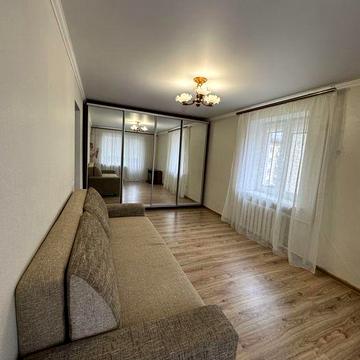 Здається 1 кімнатна квартира на Хлібній з ремонтом.