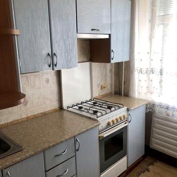 Продам 1-но кімнатну на масиві Леваневського