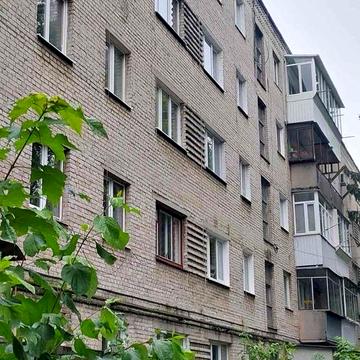 Продаж 1к квартири вул. Дністерська