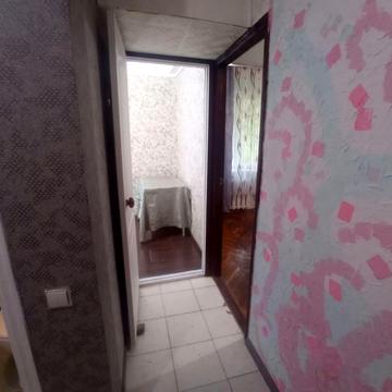 Єреванська вул., 14-Б
