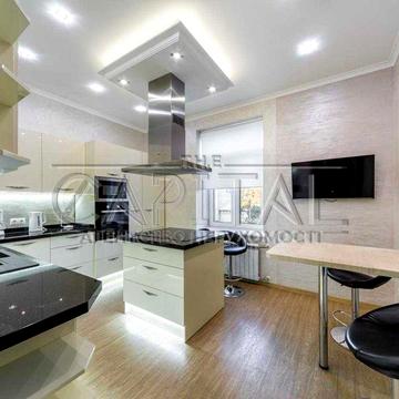 Продається унікальна квартира в самому серці Києва біля вул.Банкової