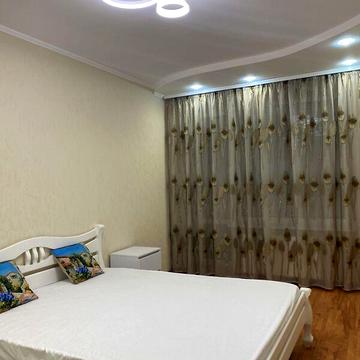 Довгострокова оренда 2к Квартира Академіка Ющенка вулиця