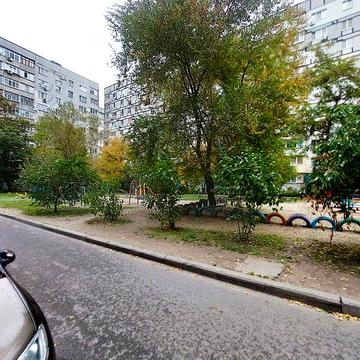 Продам 2- кімнатну квартиру Ж/М Лівобережний-3.