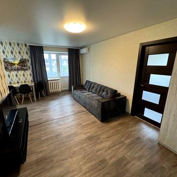 Оренда! 2-х кімнатна студія в ЦЕНТРІ. Новий ремонт, меблі, техніка!