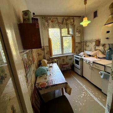 Сдаю 1 к кв в Ингульском р-не на длительный срок .