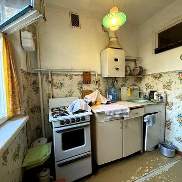 Сдаю 1 к кв в Ингульском р-не на длительный срок .
