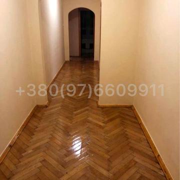 Продаж 4 к. квартири площею 86.1 кв. м. від власника
