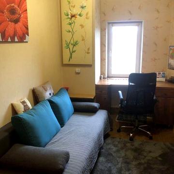 Здам окрему частину будинку з двором, м . Бровари